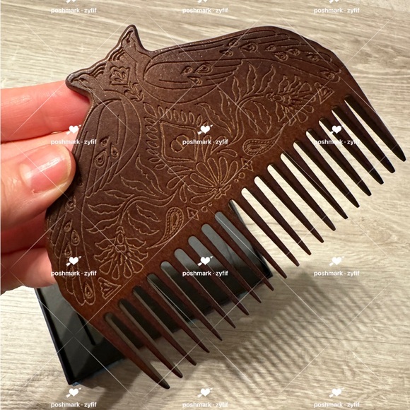 Dior Wooden Comb [Perfect Gift for Xmas] - Picture 4 of 5